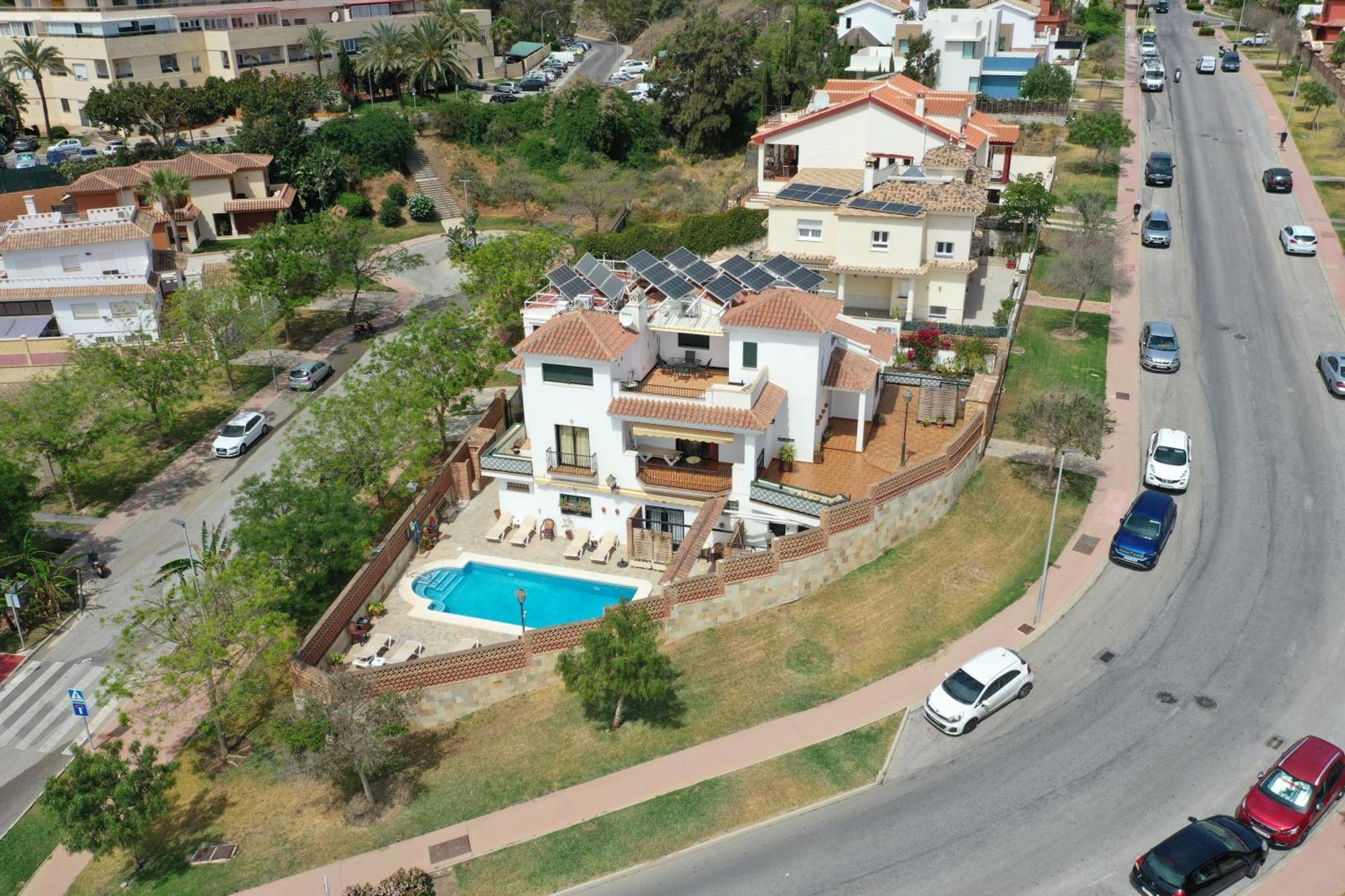 Апартаменти Biznaga Hols (Adults Only) Бенальмадена Екстер'єр фото